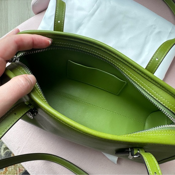 Coach Swing Zip Dark Lime - Picture 5 of 10